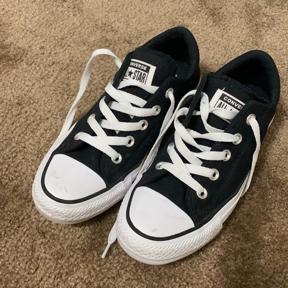 Size 6 women converse Chuck taylor